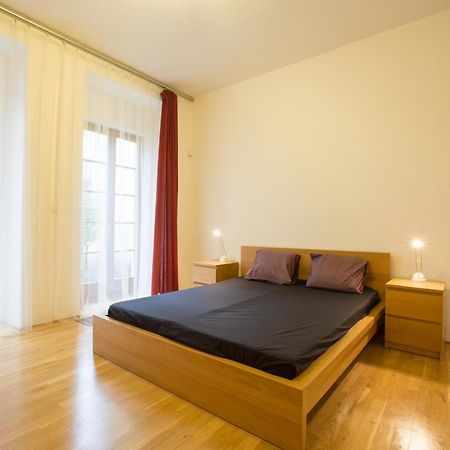 Elegant Apartment With Free Garage In The Center Of פראג מראה חיצוני תמונה